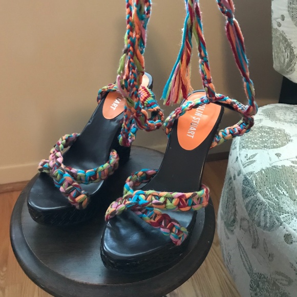 ❤️ Gorgeous Braided Leg Tie Platform Sandals - never worn - Picture 8 of 9